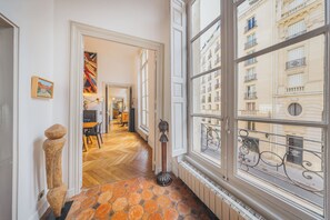 Interior - Historical apartment 3BR/3.5BA  close to the river in the 7th (Paris)