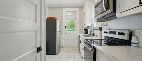 Microwave, oven, stovetop, dishwasher