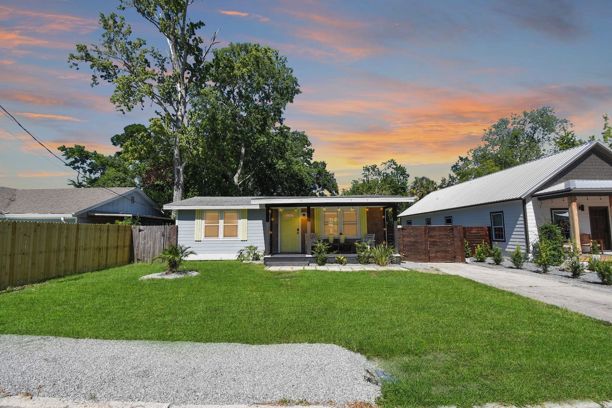 Photo 34 of Pleasant 2-bedroom cottage, Amazing back yard, Pet Friendly in St. Augustine
