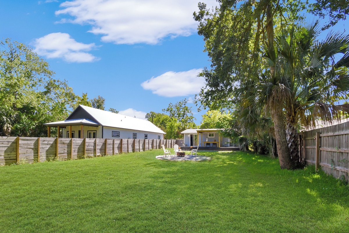 Photo 30 of Pleasant 2-bedroom cottage, Amazing back yard, Pet Friendly in St. Augustine