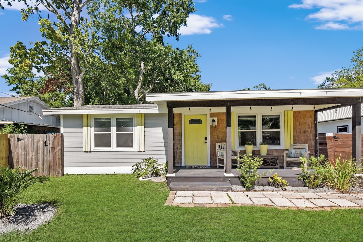 Photo 36 of Pleasant 2-bedroom cottage, Amazing back yard, Pet Friendly in St. Augustine