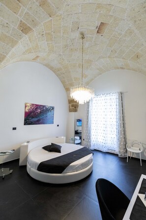 1 chambre, fer et planche à repasser, Wi-Fi, literie fournie