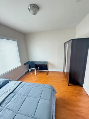 2 bedrooms, WiFi, bed sheets