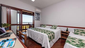 Suíte superior, vista para a praia | Cortinas blackout, quartos à prova de som, Wi-Fi de cortesia