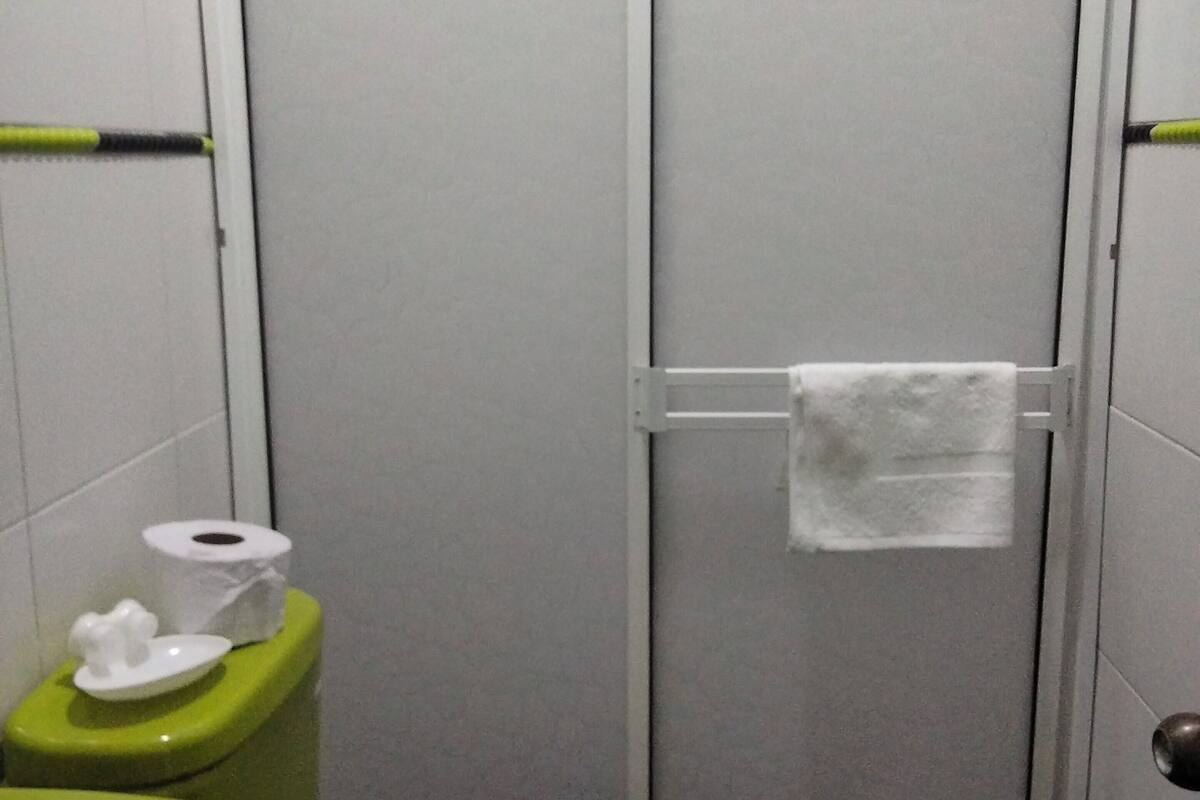 Shower, soap, shampoo, toilet paper