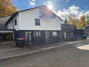 Esterni