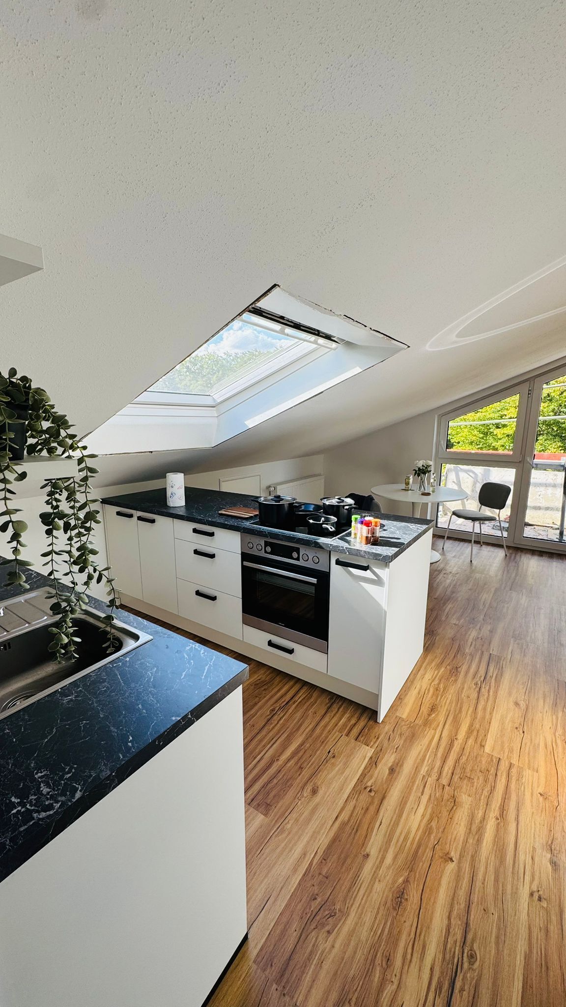 Microwave, stovetop, dishwasher