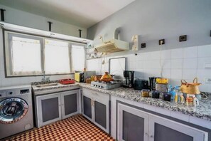雪櫃、焗爐、爐具、咖啡機/沖茶器