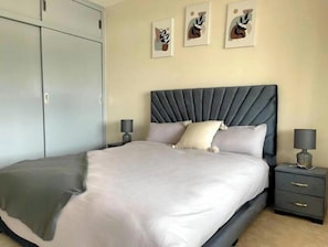 1 bedroom, iron/ironing board, Internet, bed sheets - Cosy typical hypercentral studio with Park view (Agadir)
