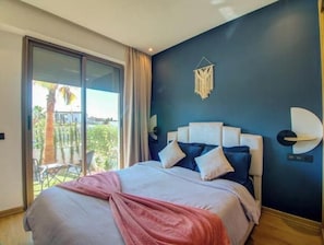 2 habitaciones, tabla de planchar con plancha y wifi gratis