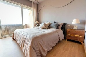 2 dormitorios, tabla de planchar con plancha, wifi gratis y ropa de cama