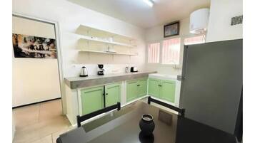 Oven, stovetop, paper towels