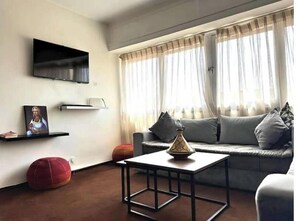 TV - Calm and cosy typical home in the hyper center (Agadir)