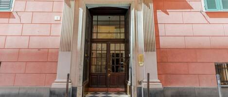 DĂ©tail de lâextĂ©rieur