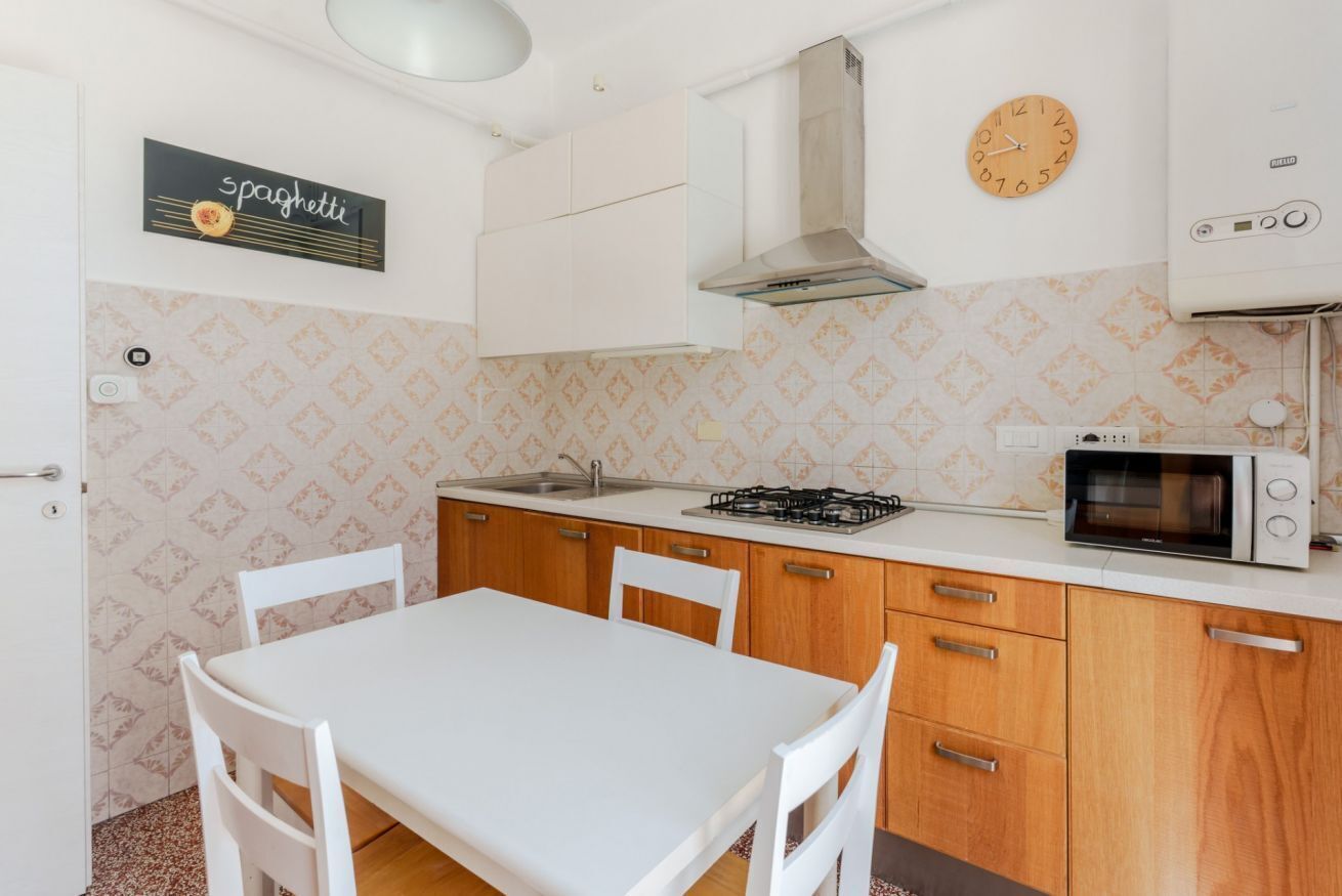 Fridge, microwave, dishwasher, toaster