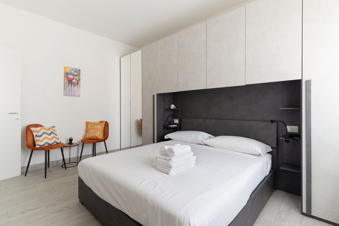 1 bedroom, iron/ironing board
