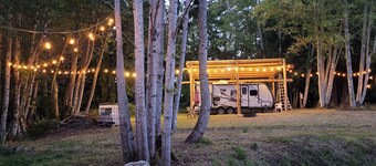 Cozy Rv by the Pond in scenic Port Angeles