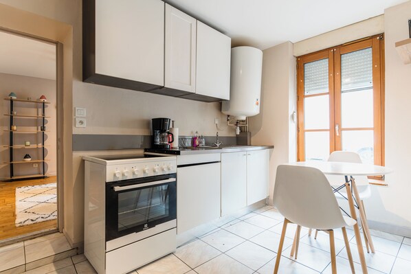 Microwave, oven, stovetop