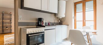 Bright & warm 53 m² T2 - comfort, modern style, pets welcome.