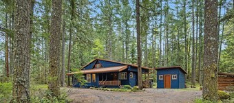 Mt Hood Cabin Getaway · Hot Tub · Fast WiFi · Pets Welcome