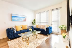 Smart TV, fireplace, video games