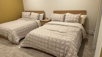 2 chambres, fer et planche Ă repasser, Wi-Fi, draps fournis