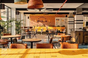 Dining - Ryans Lolas (Sant Josep de sa Talaia)