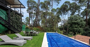 Outdoor pool, sun loungers