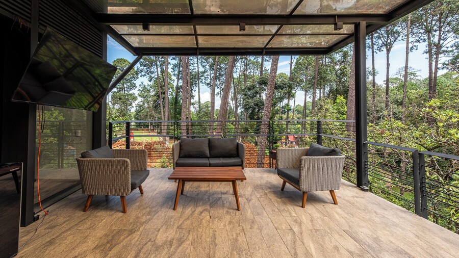 Villa Napoli - Forest retreat