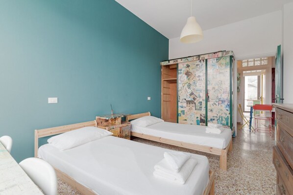 3 bedrooms, iron/ironing board