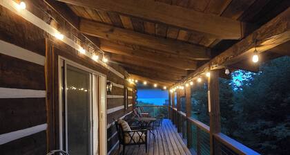 Peaceful Mountain Cabin over 4,600 ft elevation