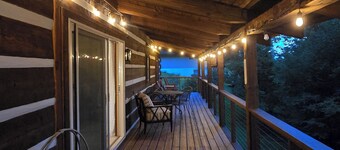 Peaceful Mountain Cabin over 4,600 ft elevation