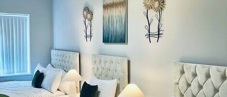 1 bedroom, iron/ironing board, internet, bed sheets