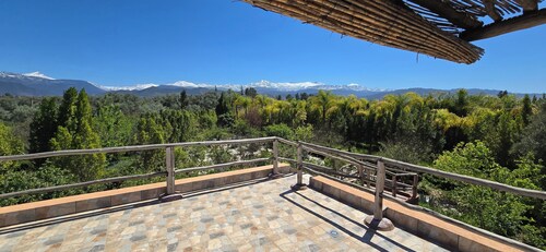 3-bedroom villa in charming Ourika with AC, pool and 6000 m2 of amazing garden