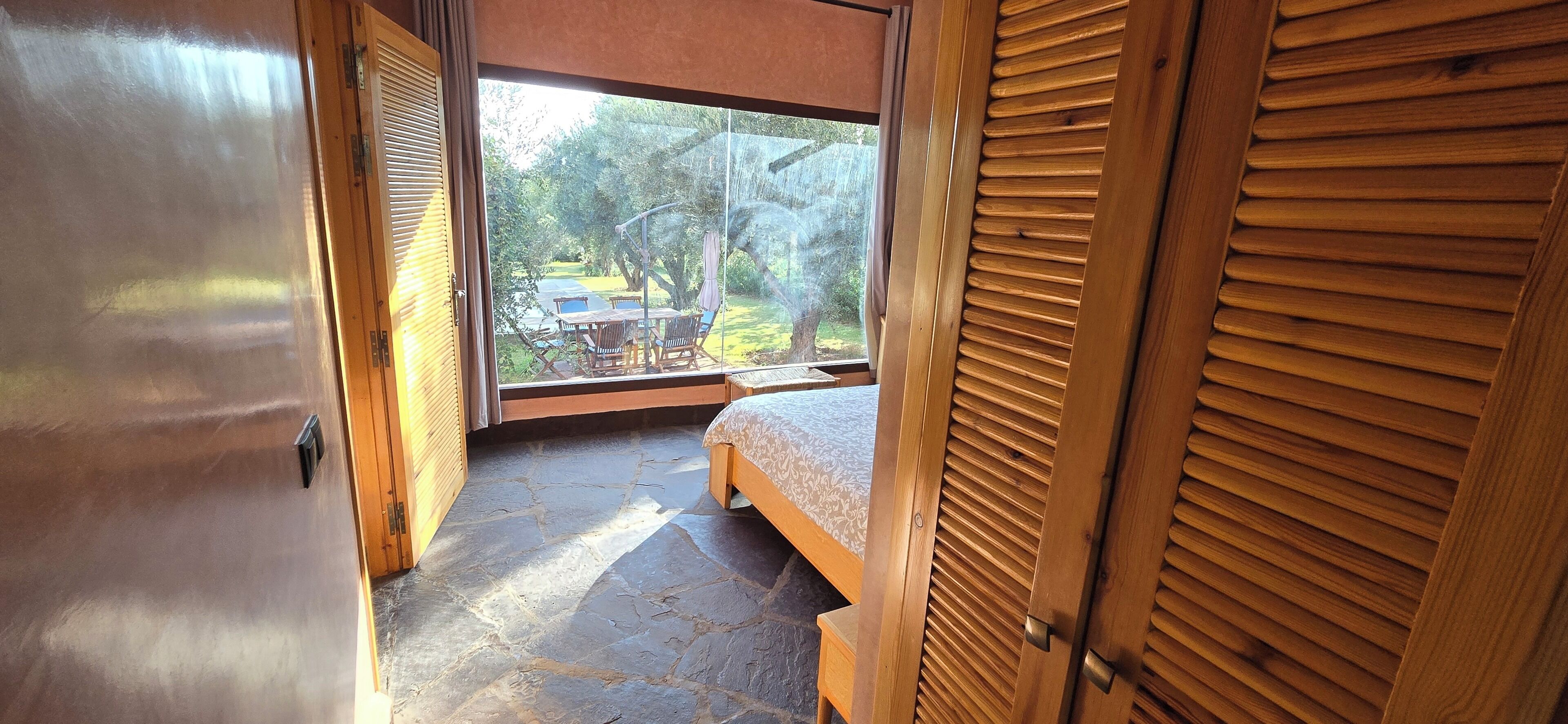 3 habitaciones, wifi gratis y ropa de cama 