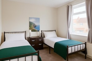 3 bedrooms, iron/ironing board, free WiFi, bed sheets