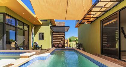 5BR/5B bath Los Barriles Retreat w/ Pool, Hot Tub & Sea of Cortez Views