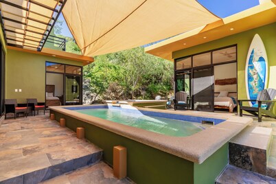 5BR/5B bath Los Barriles Retreat w/ Pool, Hot Tub & Sea of Cortez Views