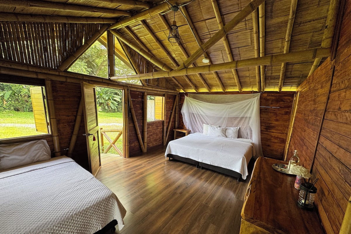 Standard Cabin, Hill View | Desk, bed sheets
