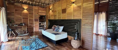 Luxury Cabin, Mountain View