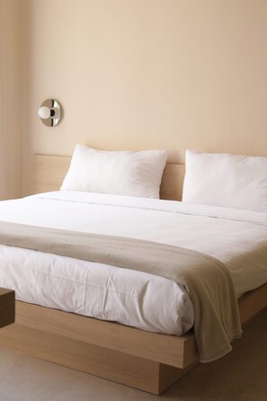 Family Apartment | In-room safe, free WiFi, bed sheets
