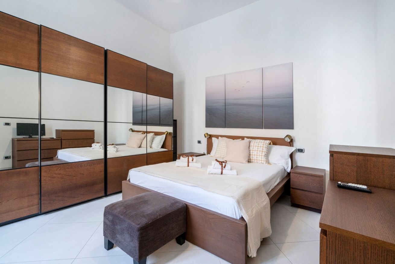 2 camere, ferro/asse da stiro