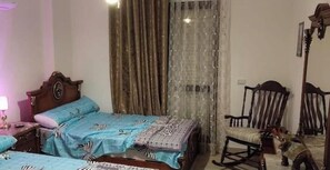 3 室のベッドル�ーム、インターネット、ベッドシーツ