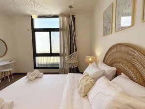 3 室のベッドルーム、インターネット、ベッドシーツ