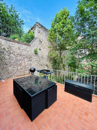 Gîte calme et chaleureux, idéal famille ou 2 couples, avec patio et BBQ