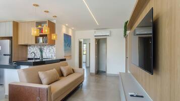 Basic Apartment | Living area