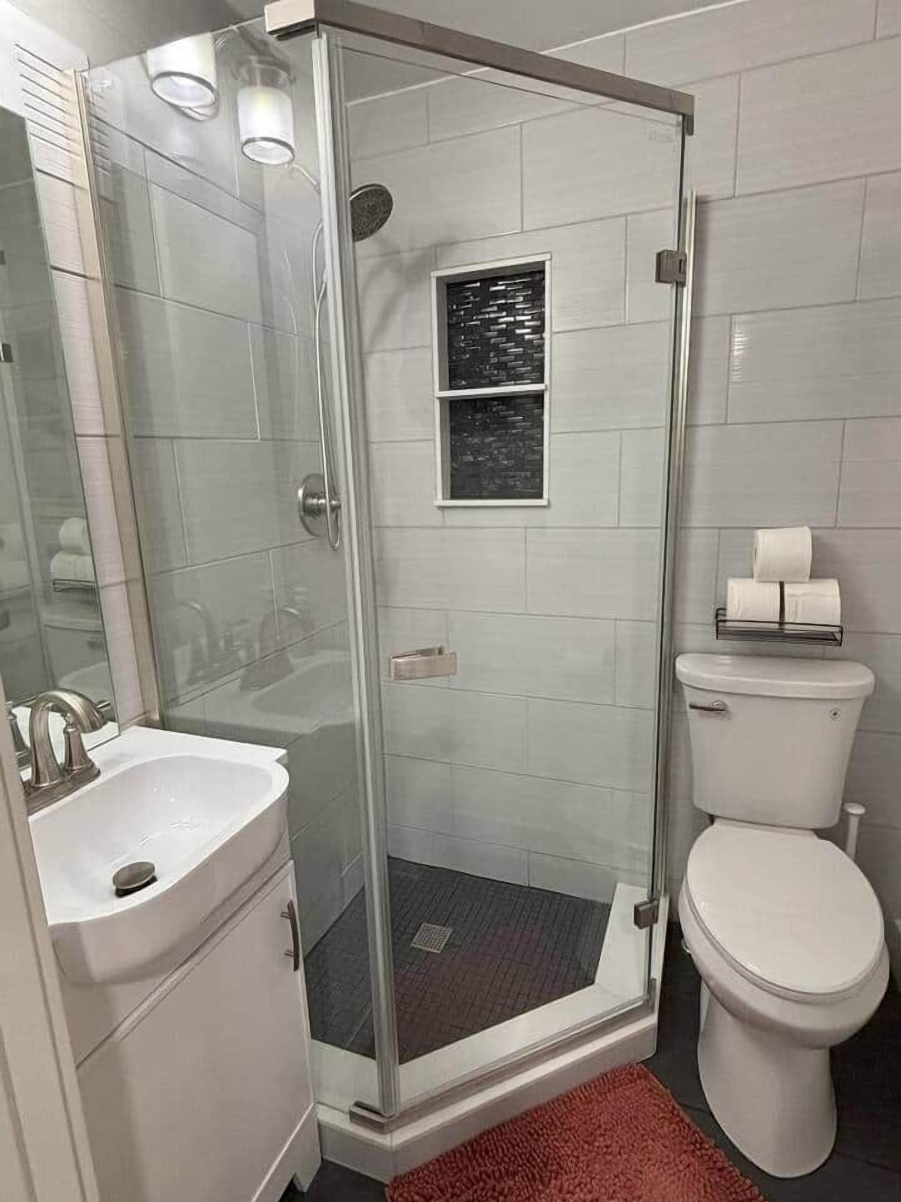 Dusj og hårføner