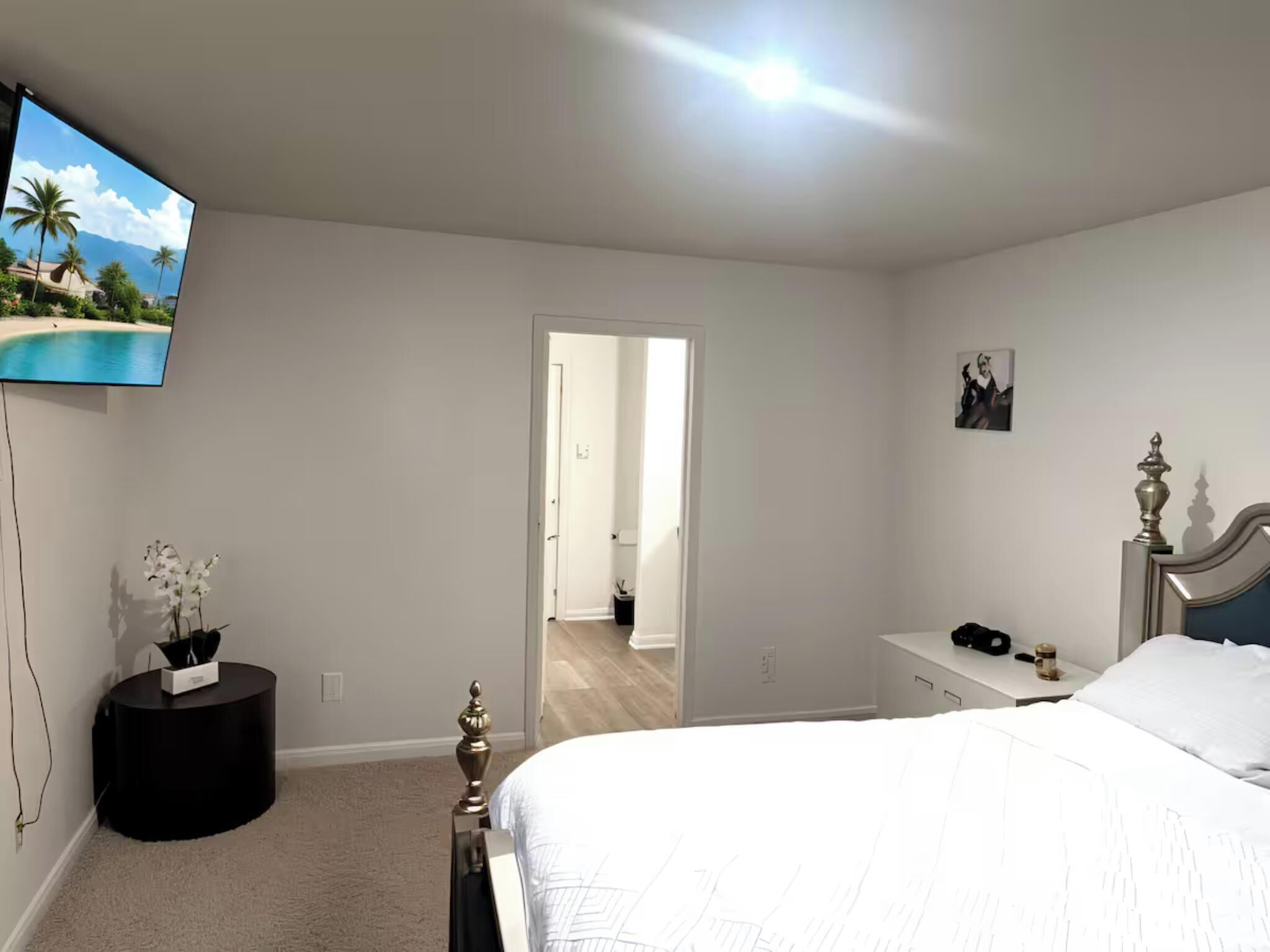 3 makuuhuonetta, internet