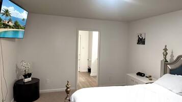 3 makuuhuonetta, internet