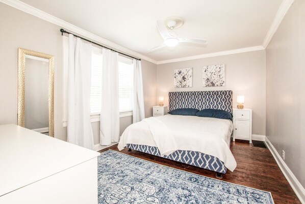 1 bedroom, iron/ironing board, Internet, bed sheets